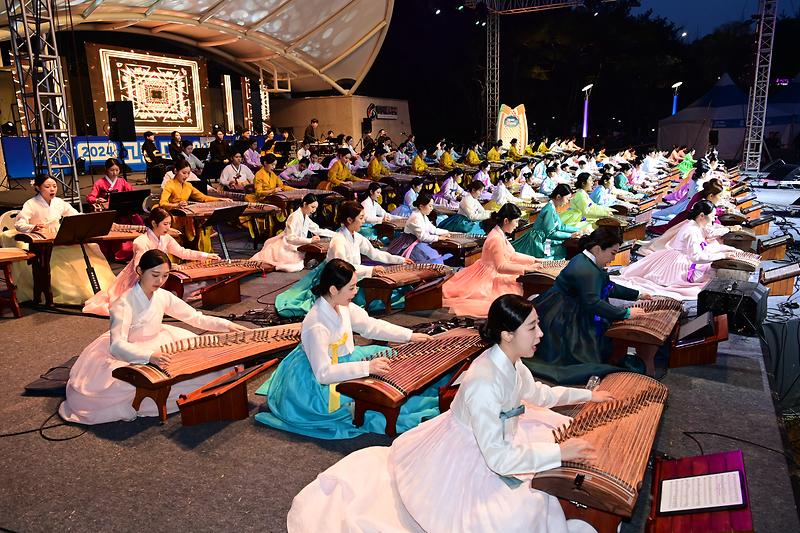 “2024 고령 대가야축제”성황리에 마무리(역대 최대 인파) 2