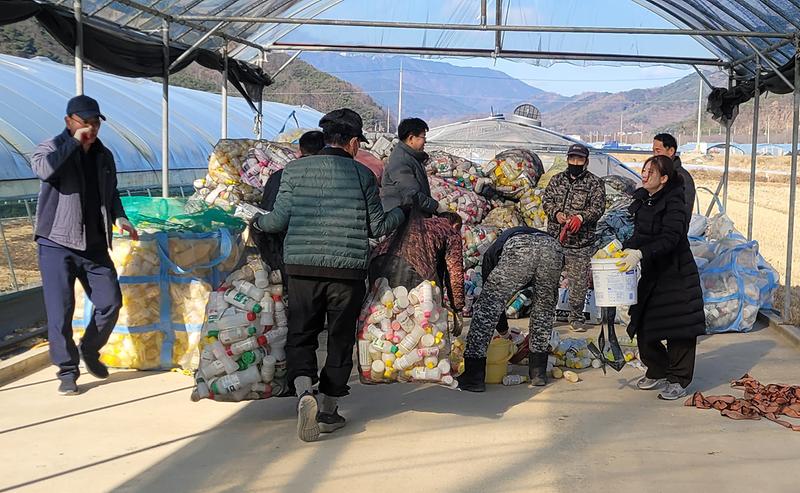 한국농촌지도자 고령군연합회 농약빈병 수거활동 실시 2